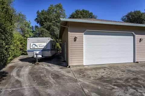 4245 Vista Oaks Ct, Redding, CA 96002 photo 41