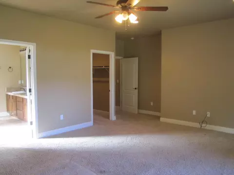 4807 Lofty Oak Dr, Redding, CA 96002 photo 11