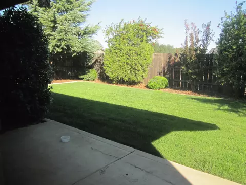 4807 Lofty Oak Dr, Redding, CA 96002 photo 3