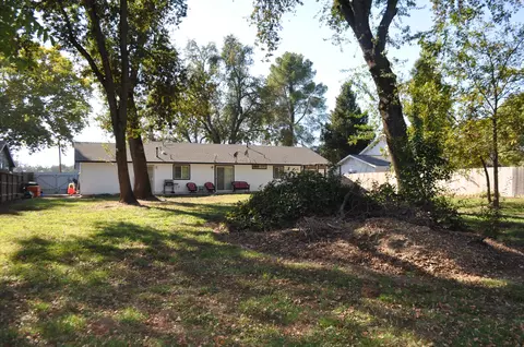 5475 Balls Ferry Rd, Anderson, CA 96007 photo 2