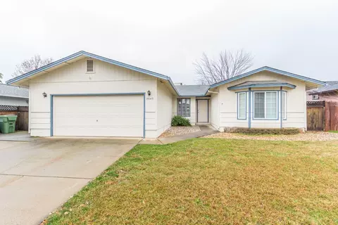 2543 Galaxy Way, Redding, CA 96002 photo 1