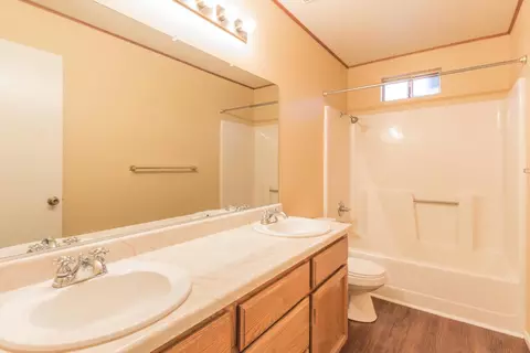 2543 Galaxy Way, Redding, CA 96002 photo 9