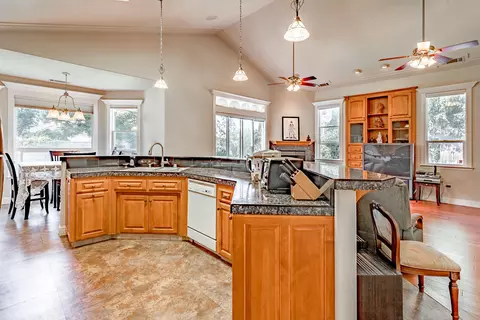 4148 Tiffany Ln, Redding, CA 96002 photo 6