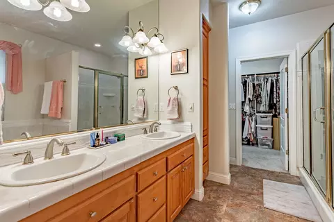 4148 Tiffany Ln, Redding, CA 96002 photo 13