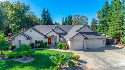 4148 Tiffany Ln, Redding, CA 96002 photo 1