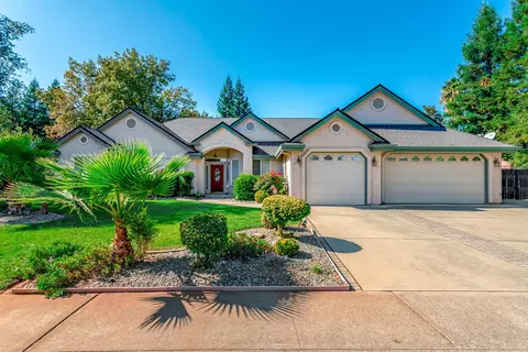 4148 Tiffany Ln, Redding, CA 96002 photo 3