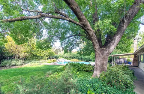 360 Travertine Ct, Redding, CA 96003 photo 27