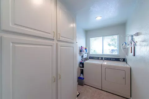 360 Travertine Ct, Redding, CA 96003 photo 21