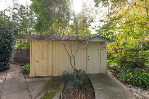360 Travertine Ct, Redding, CA 96003 photo 28
