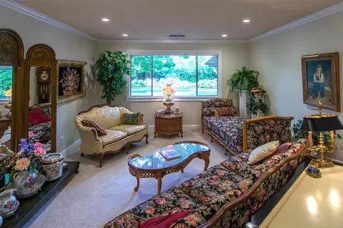 360 Travertine Ct, Redding, CA 96003 photo 4
