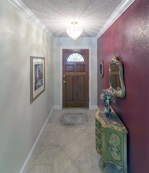 360 Travertine Ct, Redding, CA 96003 photo 3
