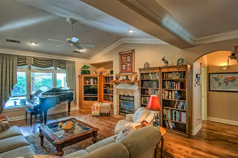5961 Hilton Head Ct, Redding, CA 96003 photo 11