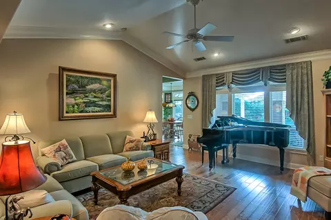 5961 Hilton Head Ct, Redding, CA 96003 photo 10