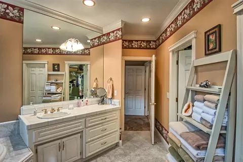 5961 Hilton Head Ct, Redding, CA 96003 photo 23