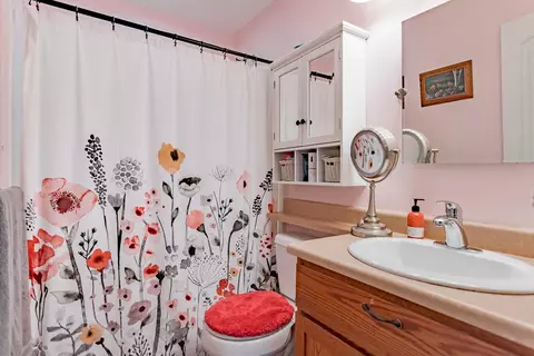 17807 Paradise Ln, Redding, CA 96003 photo 8