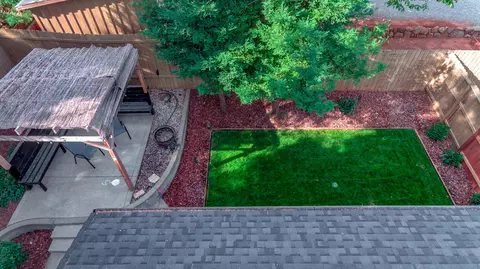 17807 Paradise Ln, Redding, CA 96003 photo 14