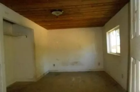 5827 Bishop Ln, Anderson, CA 96007 photo 4