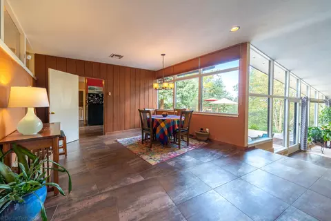 885 Lakeview Dr, Redding, CA 96001 photo 11
