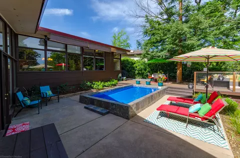 885 Lakeview Dr, Redding, CA 96001 photo 29