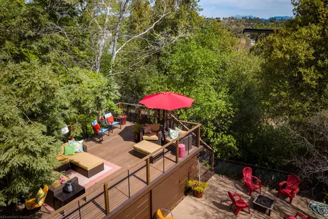 885 Lakeview Dr, Redding, CA 96001 photo 32
