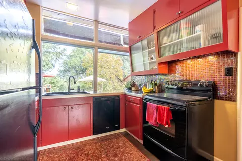 885 Lakeview Dr, Redding, CA 96001 photo 14