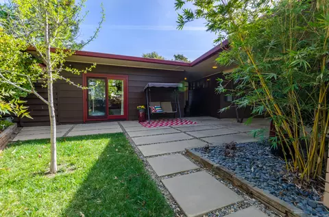 885 Lakeview Dr, Redding, CA 96001 photo 43