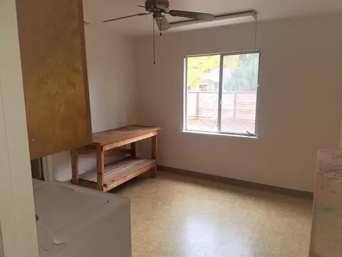 3201 Middleton Ln, Redding, CA 96002 photo 10