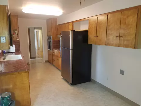 3201 Middleton Ln, Redding, CA 96002 photo 9