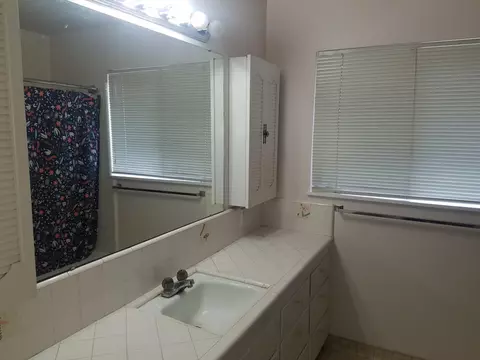 3201 Middleton Ln, Redding, CA 96002 photo 16