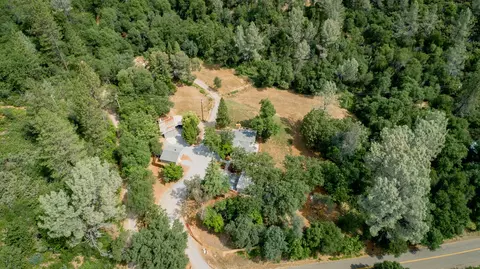 17470 Walker Mine Rd, Redding, CA 96003 photo 10