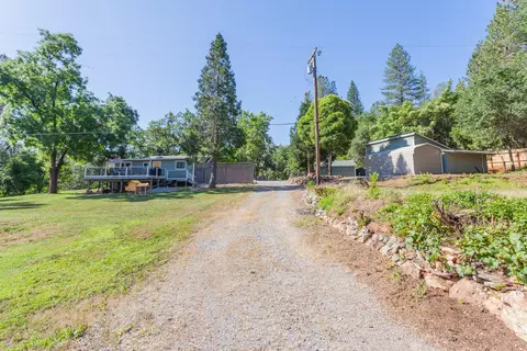 17470 Walker Mine Rd, Redding, CA 96003 photo 2