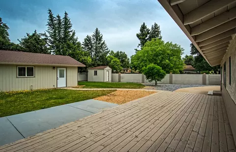 1770 El Verano St, Redding, CA 96002 photo 14