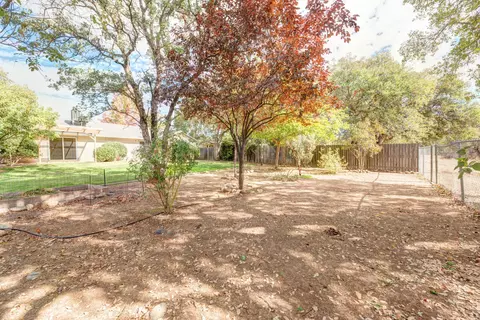 3495 Auburn Dr, Redding, CA 96001 photo 30