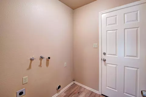 3495 Auburn Dr, Redding, CA 96001 photo 17
