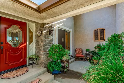 1484 St Andrews Dr, Redding, CA 96003 photo 2