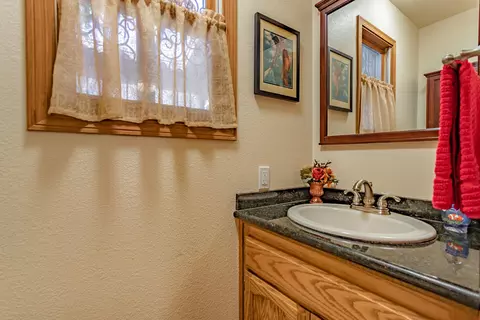 1484 St Andrews Dr, Redding, CA 96003 photo 17