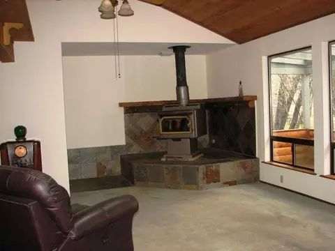 44863 Pine Shadows Rd, Mcarthur, CA 96056 photo 5