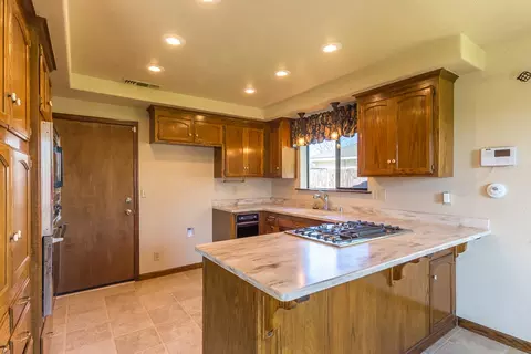 1633 Kildare Dr, Redding, CA 96001 photo 6