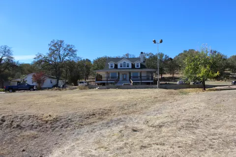 21807 Robledo Rd, Palo Cedro, CA 96073 photo 2