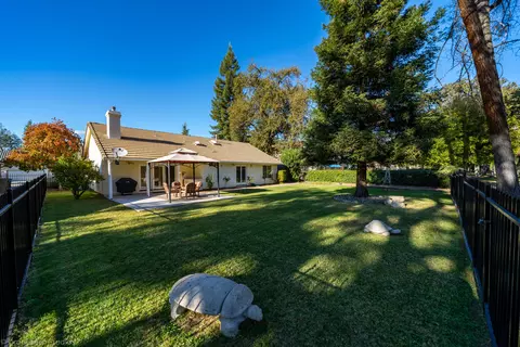 3729 Eagle Pkwy, Redding, CA 96001 photo 32