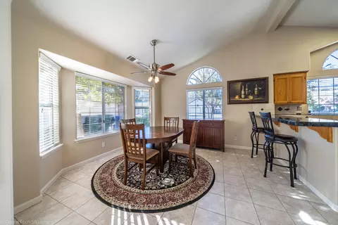 3729 Eagle Pkwy, Redding, CA 96001 photo 4