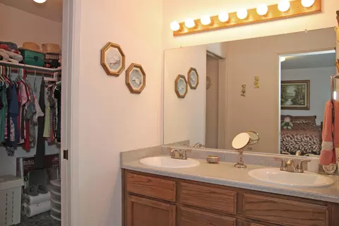 3559 Lake Forest Dr, Redding, CA 96003 photo 10