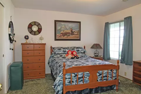 3559 Lake Forest Dr, Redding, CA 96003 photo 14