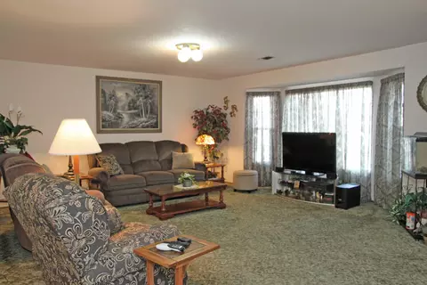 3559 Lake Forest Dr, Redding, CA 96003 photo 4