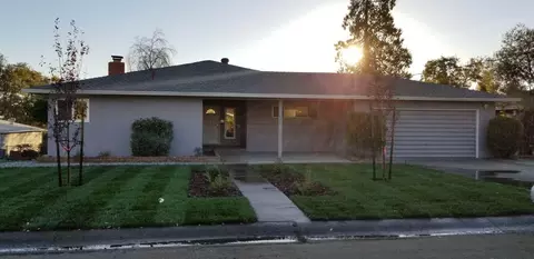 1715 Ridge Dr, Redding, CA 96001 photo 1