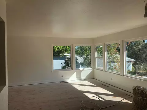 1715 Ridge Dr, Redding, CA 96001 photo 5