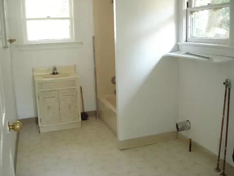 1703 Howard St, Anderson, CA 96007 photo 8