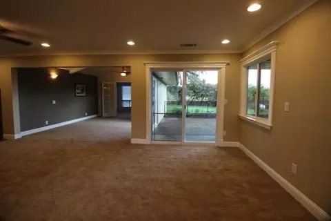 16487 Plateau Cir, Redding, CA 96001 photo 16