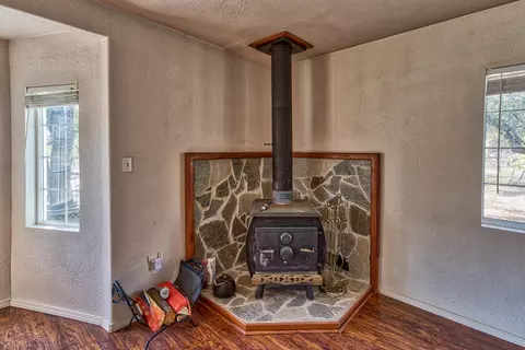 17264 Clarks Ln, Redding, CA 96003 photo 6