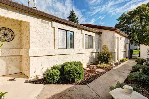 672 Buckthorn Dr, Redding, CA 96003 photo 19